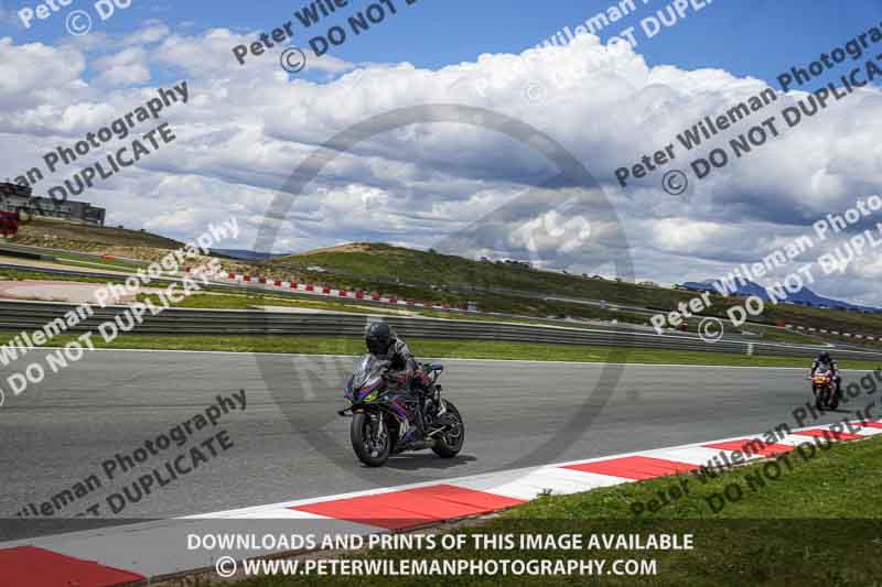 cadwell no limits trackday;cadwell park;cadwell park photographs;cadwell trackday photographs;enduro digital images;event digital images;eventdigitalimages;navarra;no limits trackdays;peter wileman photography;racing digital images;trackday digital images;trackday photos